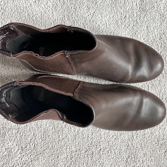 Size 39 Camper Brown Leather Chelsea Ankle Boots - Almost Brand New! - Picture 5 of 6